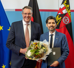 Ministerpräsident Alexander Schweitzer und Bildungsminister Sven Teuber