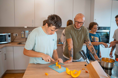 Modellversuch zu einer praxisintegrierten Ausbildung zur sozialpädagogischen Assistenz/zum sozialpädagogischen Assistenten mit Ausbildungsvertrag und -vergütung